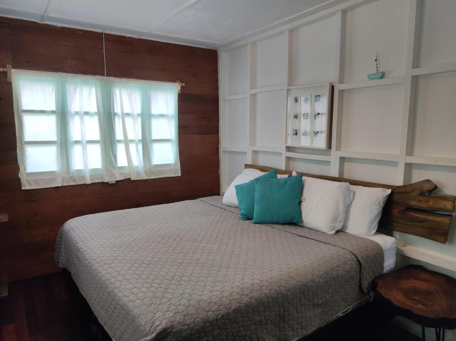 Vakantiehuis Con Muelle Privado En La Laguna De